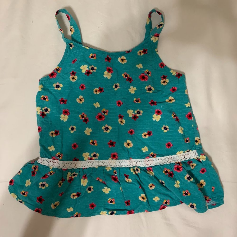 Girls Top - size 6